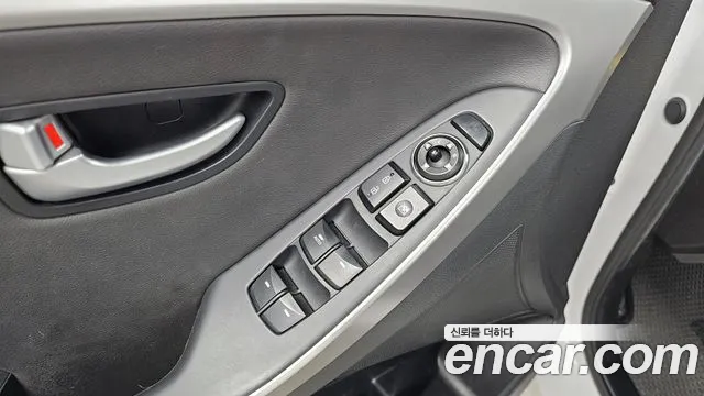 Hyundai i30 2014 — фото 14