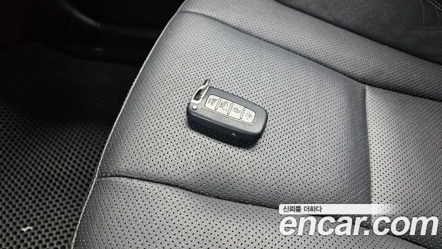 Hyundai i30 2014 — фото 19