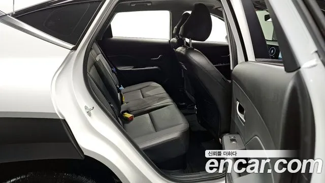 Hyundai Kona 2025 — фото 12