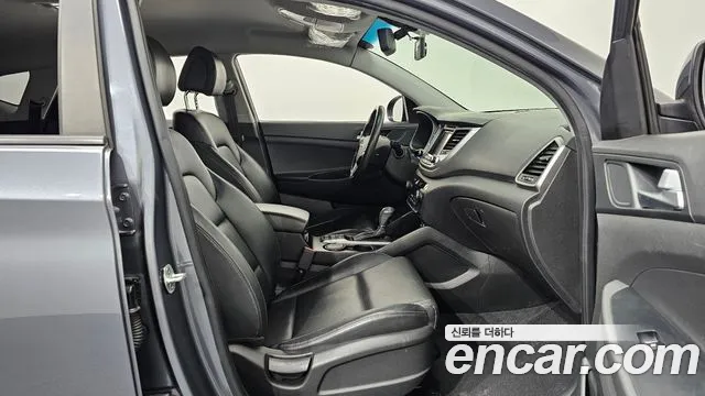 Hyundai Tucson 2016 — фото 10