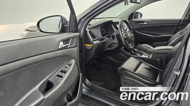 Hyundai Tucson 2016 — фото 11