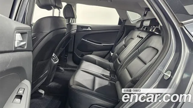 Hyundai Tucson 2016 — фото 13