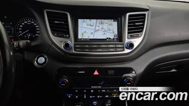 Hyundai Tucson 2016 — фото 15