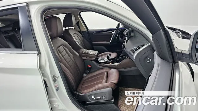 BMW X4 2022 — фото 12