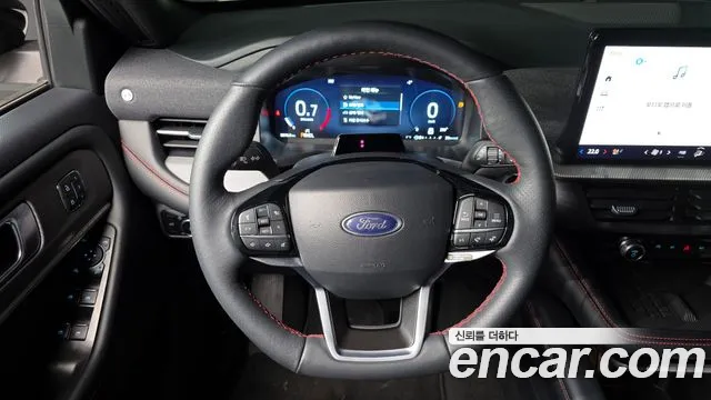 Ford Explorer 2025 — фото 15