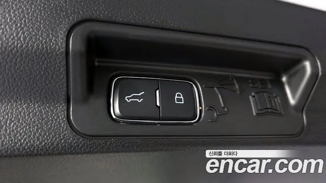 Ford Explorer 2025 — фото 17