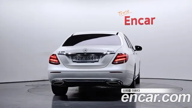 Mercedes-Benz E-Class 2019 — фото 4