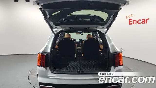 Kia Sorento 2023 — фото 20