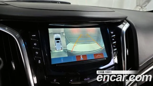 Cadillac Escalade 2019 — фото 15