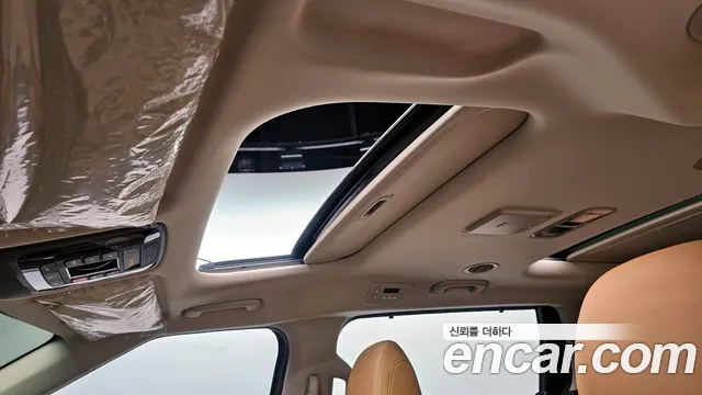 Kia Canival 2022 — фото 19