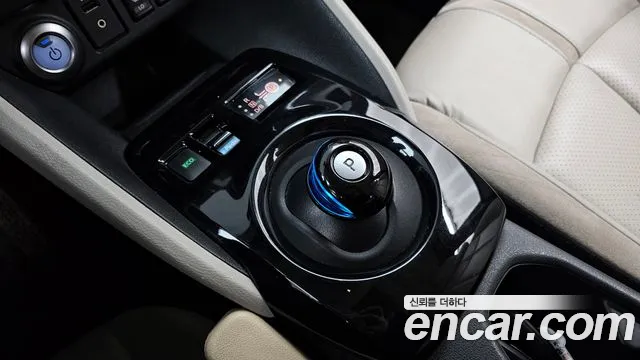 Nissan Leaf 2019 — фото 9