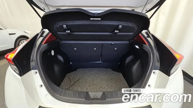 Nissan Leaf 2019 — фото 20
