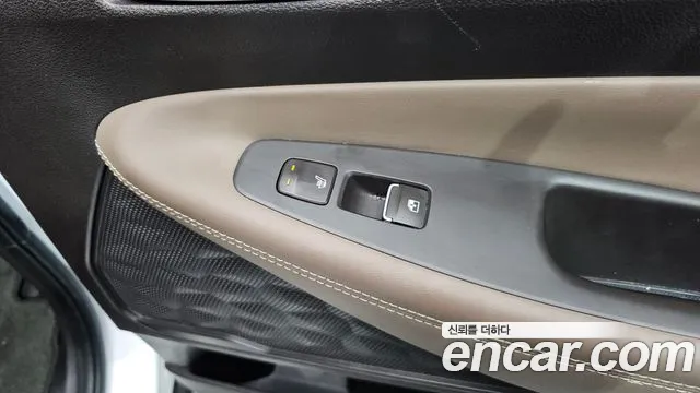 Hyundai Santafe 2020 — фото 19