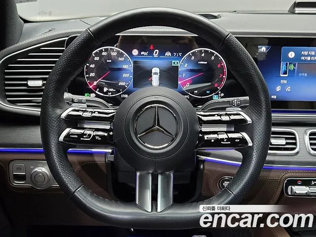 Mercedes-Benz GLS-Class 2025 — фото 11