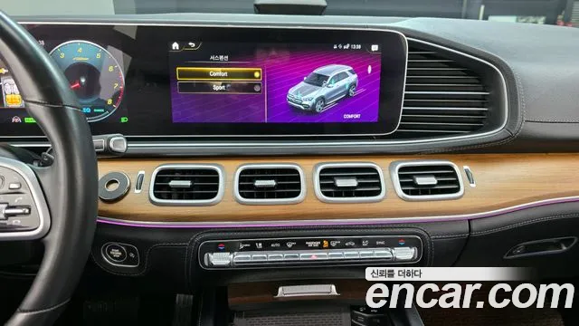 Mercedes-Benz GLE-Class 2021 — фото 16