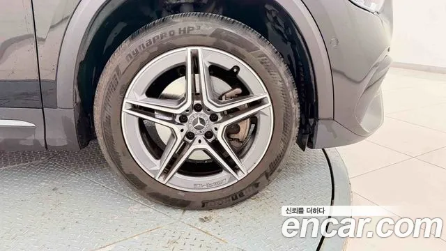 Mercedes-Benz GLA-Class 2023 — фото 9