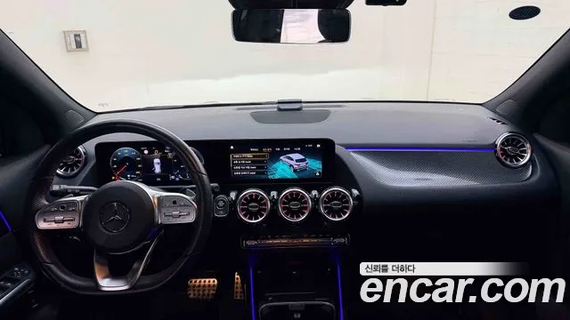 Mercedes-Benz GLA-Class 2023 — фото 16