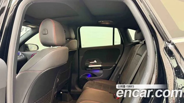 Mercedes-Benz GLA-Class 2023 — фото 19