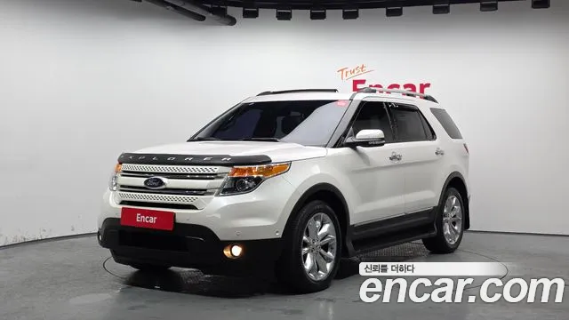 Ford Explorer 2014 — фото 1