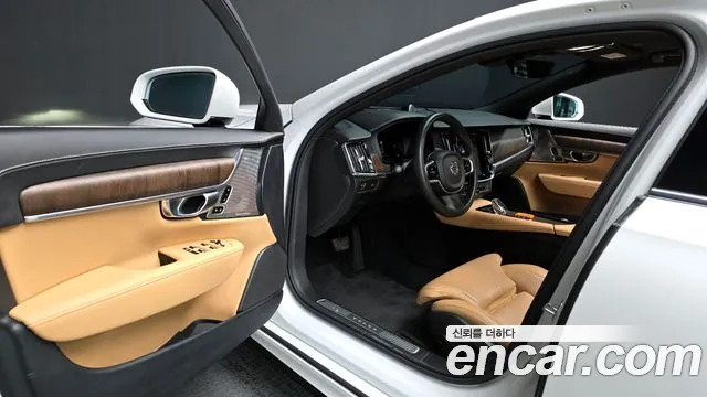 Volvo S90 2022 — фото 11