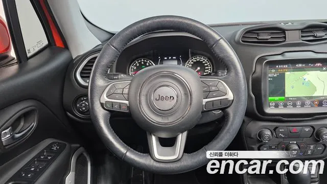 Jeep Renegade 2018 — фото 14