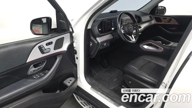Mercedes-Benz GLE-Class 2019 — фото 11