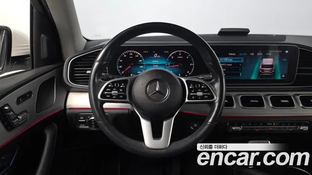 Mercedes-Benz GLE-Class 2019 — фото 13