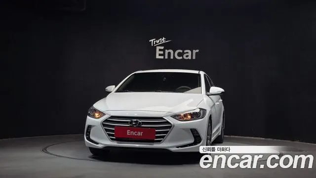 Hyundai AVANTE 2017 — фото 3