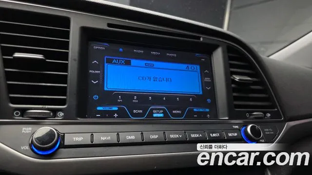 Hyundai AVANTE 2017 — фото 15