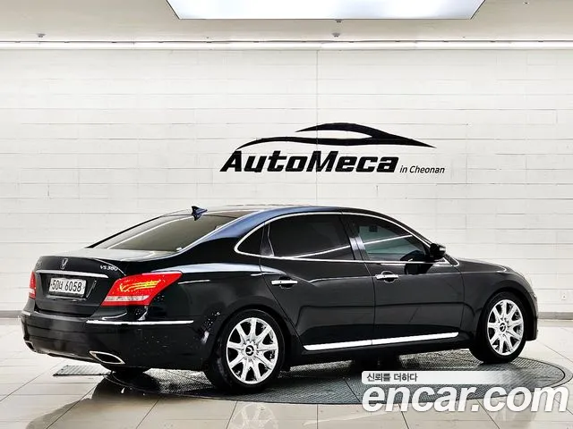 Hyundai Equus 2012 — фото 4