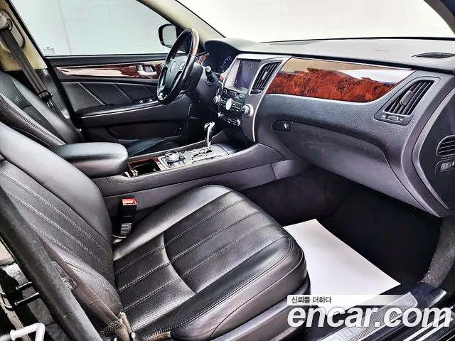 Hyundai Equus 2012 — фото 11