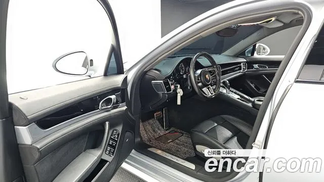 Porsche Panamera 2015 — фото 11