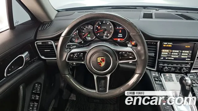 Porsche Panamera 2015 — фото 13