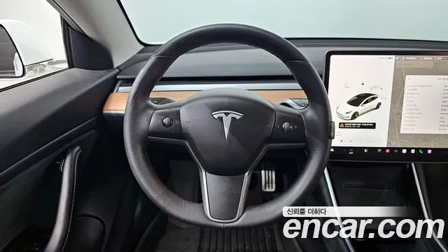 Tesla Model 3 2020 — фото 13