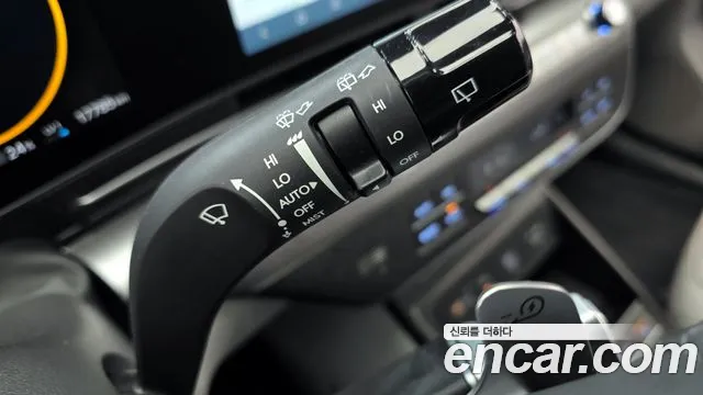 Hyundai Kona 2023 — фото 19