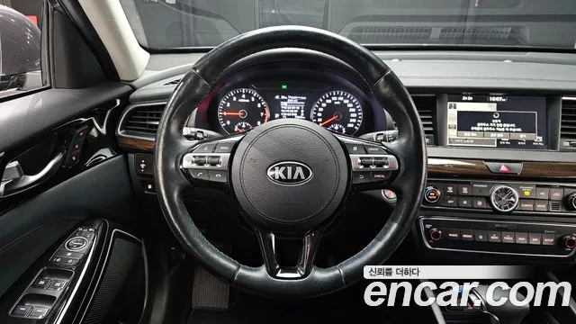 Kia K7 2018 — фото 13
