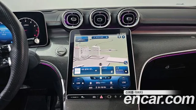 Mercedes-Benz C-Class 2023 — фото 14