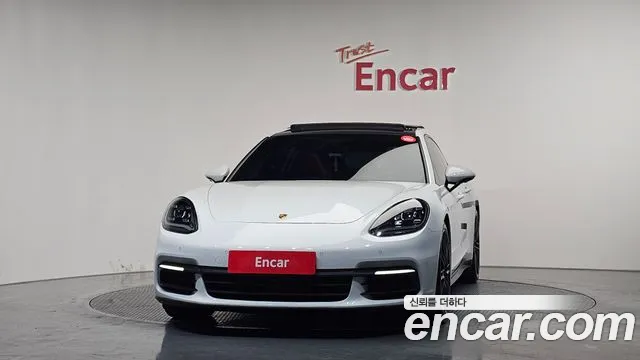 Porsche Panamera 2018 — фото 3