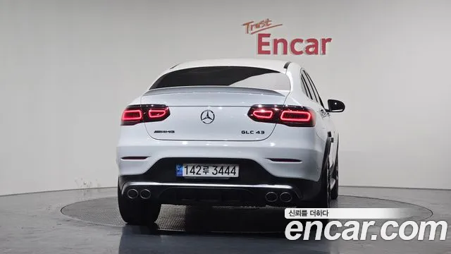 Mercedes-Benz GLC-Class 2023 — фото 4