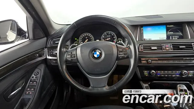 BMW 5-Series 2015 — фото 13
