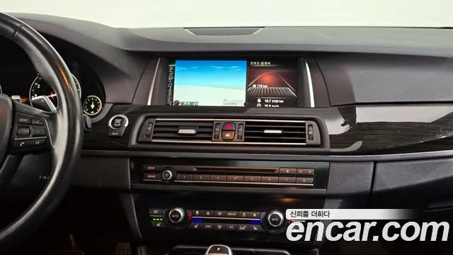 BMW 5-Series 2015 — фото 14