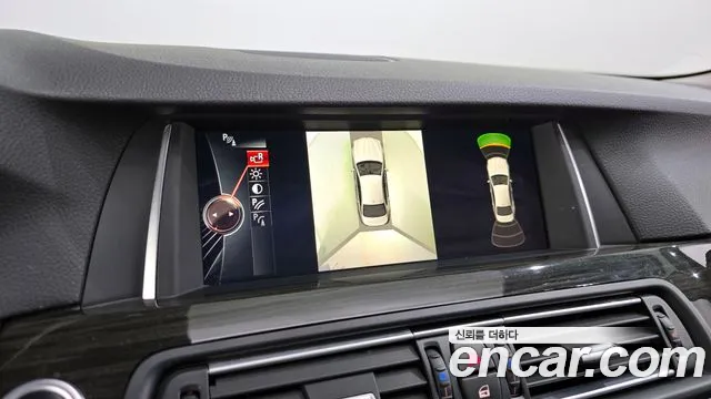 BMW 5-Series 2015 — фото 15