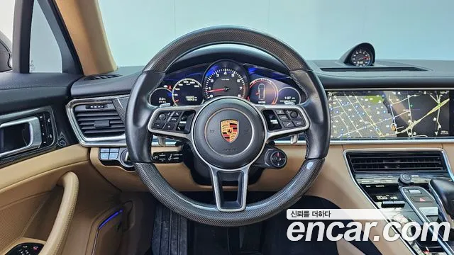 Porsche Panamera 2018 — фото 8