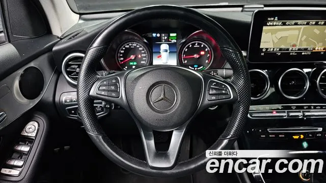 Mercedes-Benz GLC-Class 2019 — фото 13