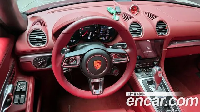 Porsche 718 2024 — фото 12