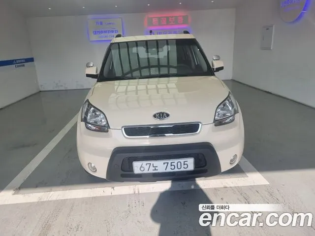 Kia Soul 2010 — фото 1
