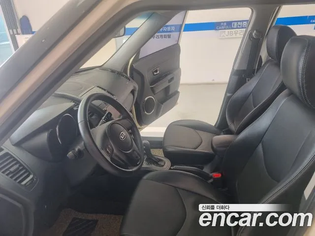Kia Soul 2010 — фото 10