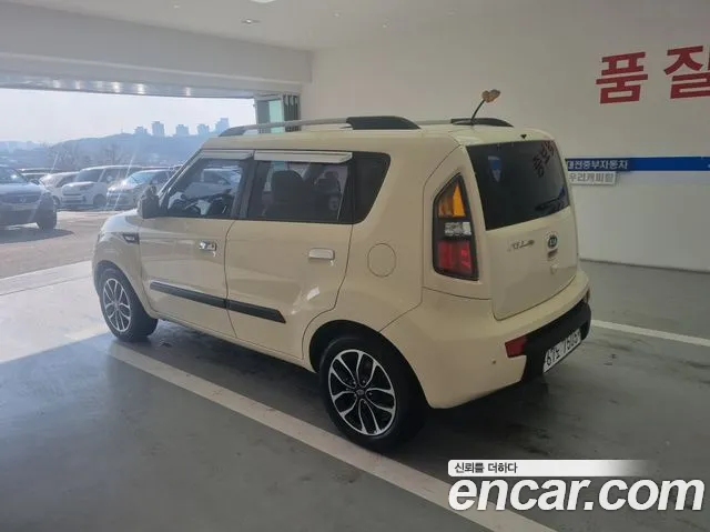 Kia Soul 2010 — фото 15