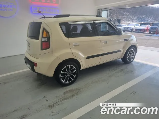 Kia Soul 2010 — фото 16
