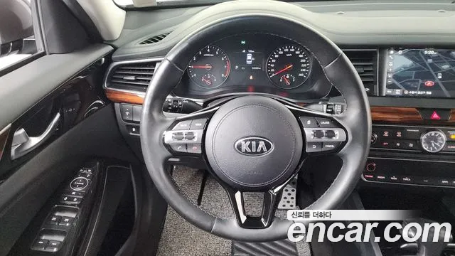 Kia K7 2016 — фото 13